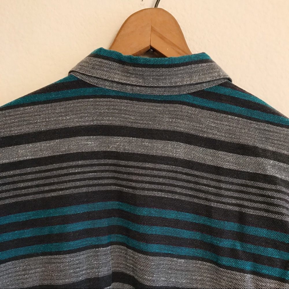 Patagonia women’s casual striped button down - Picture 7 of 7